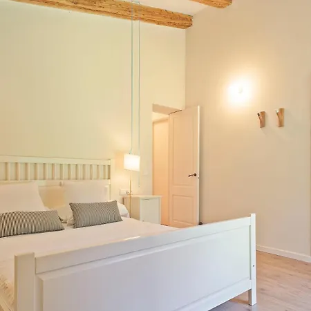 Les Alzines Feriehus